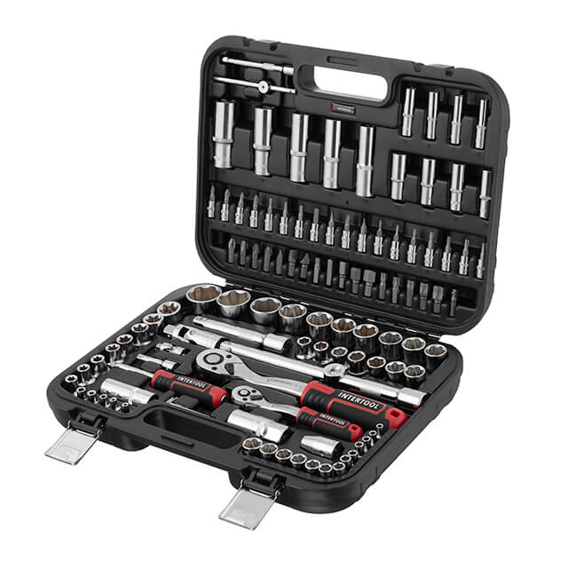 Набір інструментів Intertool STORM 1/2", 1/4" 110 предметів (ET-8110)